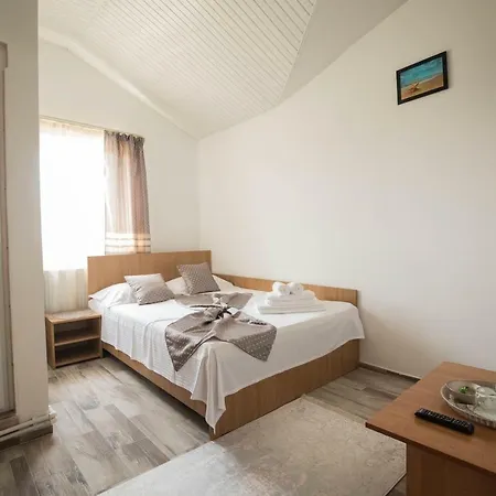 Vila Aris Penzion *